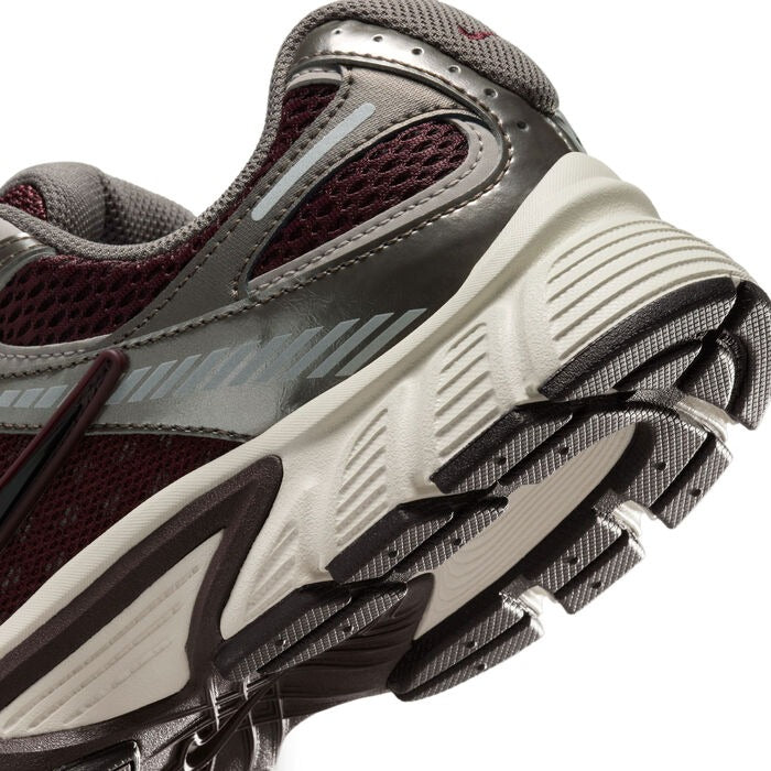Men's NK V5 RNR "Burgundy Crush"