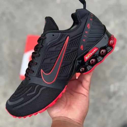 Original Black/Red Nike Air Max Sneakers